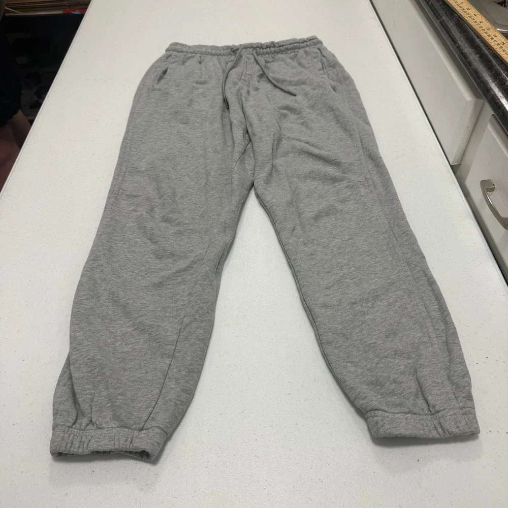 Gymshark Mens Small Gray Joggers Sweatpants Drawstring‎ Elastic Cuff Activewear